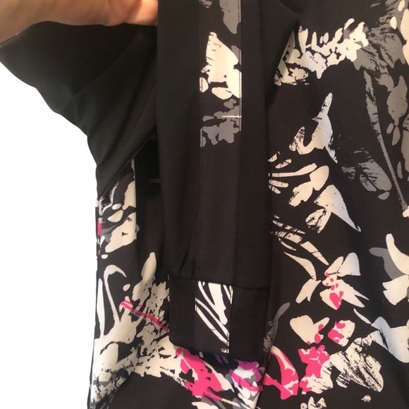Fabletics Bev Bomber Jacket XL Pretty Punk Print Black Zip Up Athleisure Sporty - Picture 6 of 7